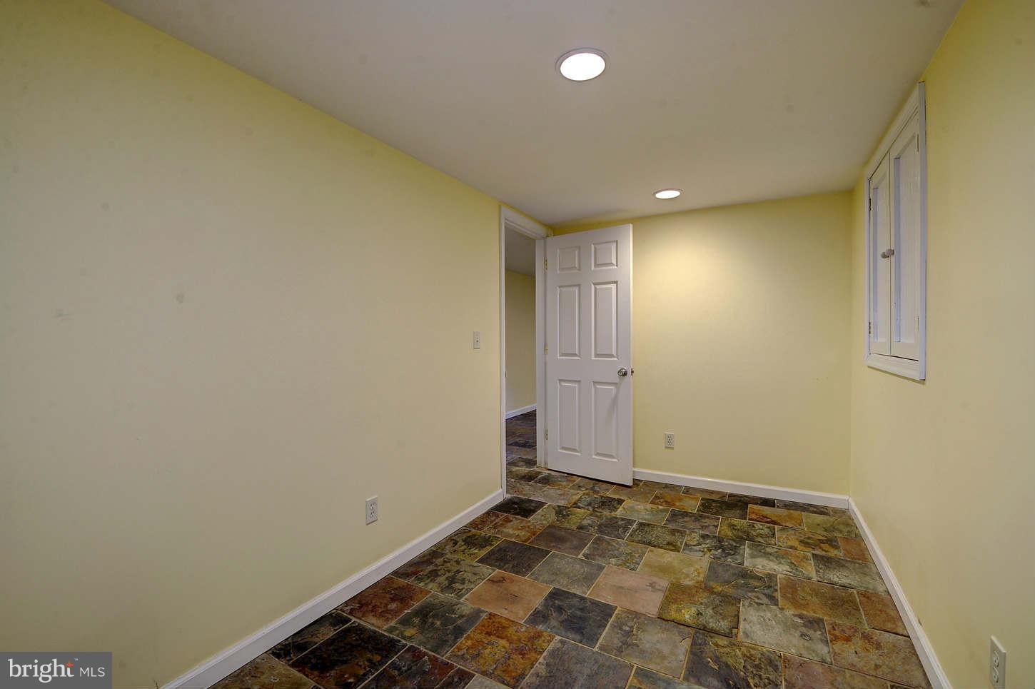7222 Blair Road Northwest Washington, DC 20012 - Photo 26 of 30 Basement Den