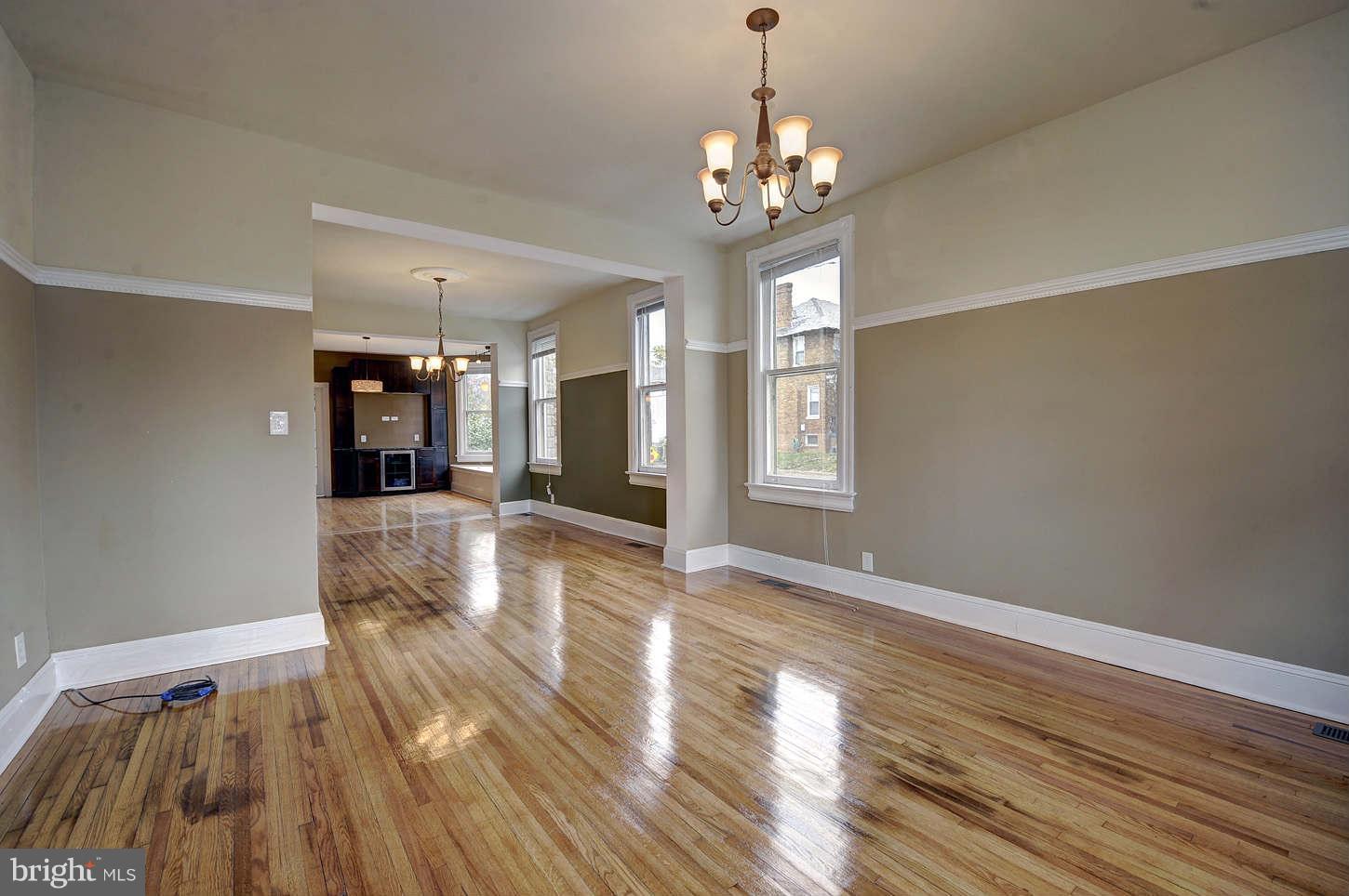 7222 Blair Road Northwest Washington, DC 20012 - Photo 4 of 30 Living Room
