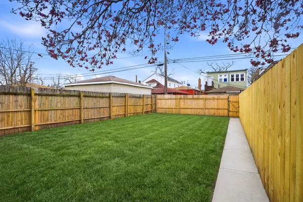 $255,000 | 511 East 89th Place, Chicago, IL 60619