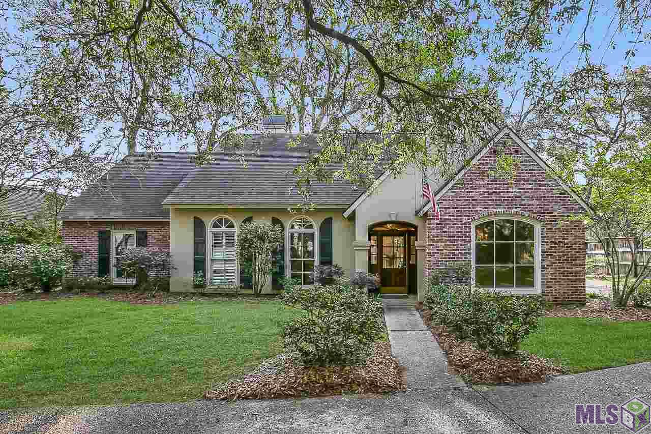 210 Dutch Highland Road Baton Rouge, LA 70810 - Photo 1 of 26
