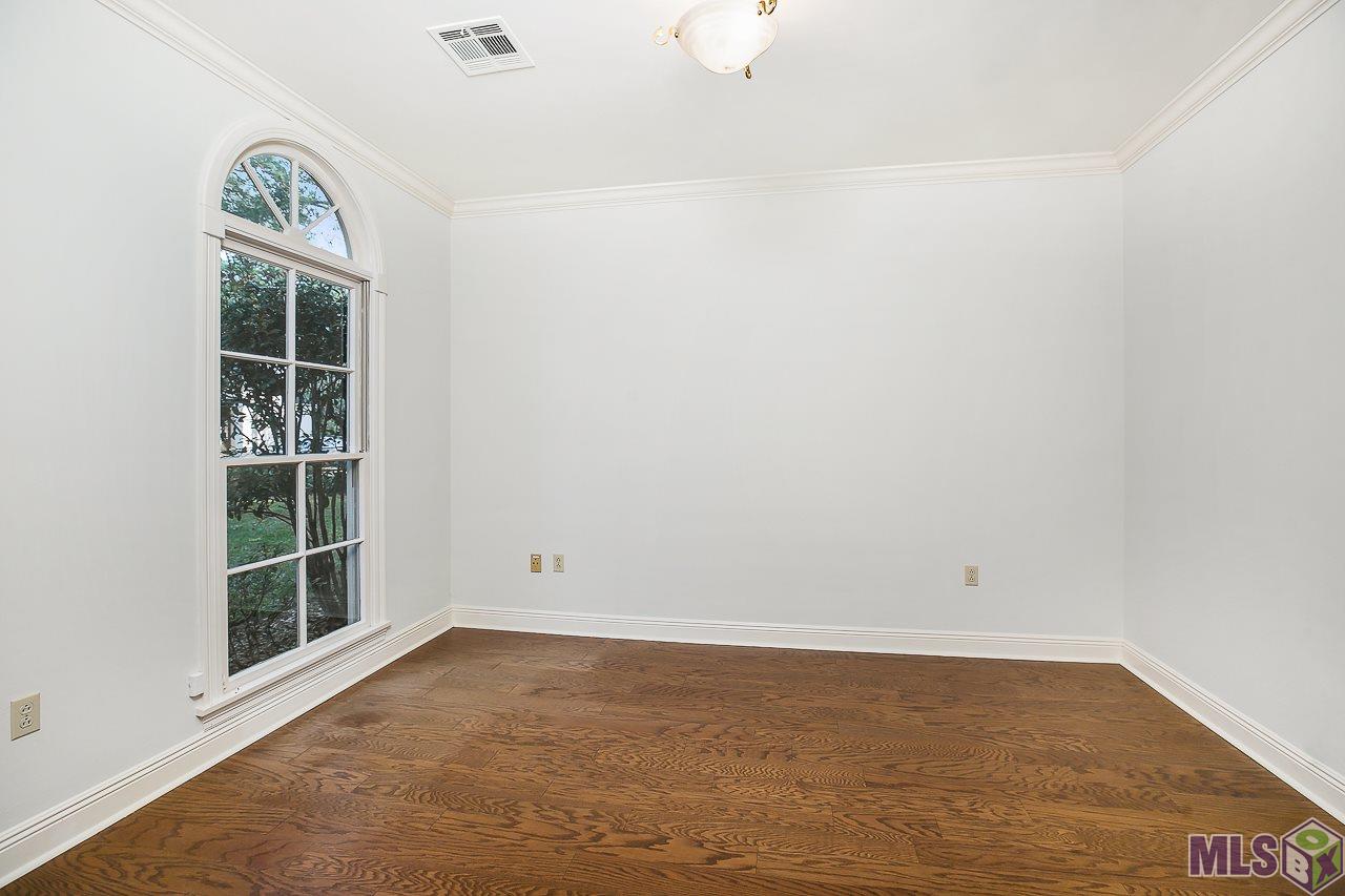 210 Dutch Highland Road Baton Rouge, LA 70810 - Photo 9 of 26