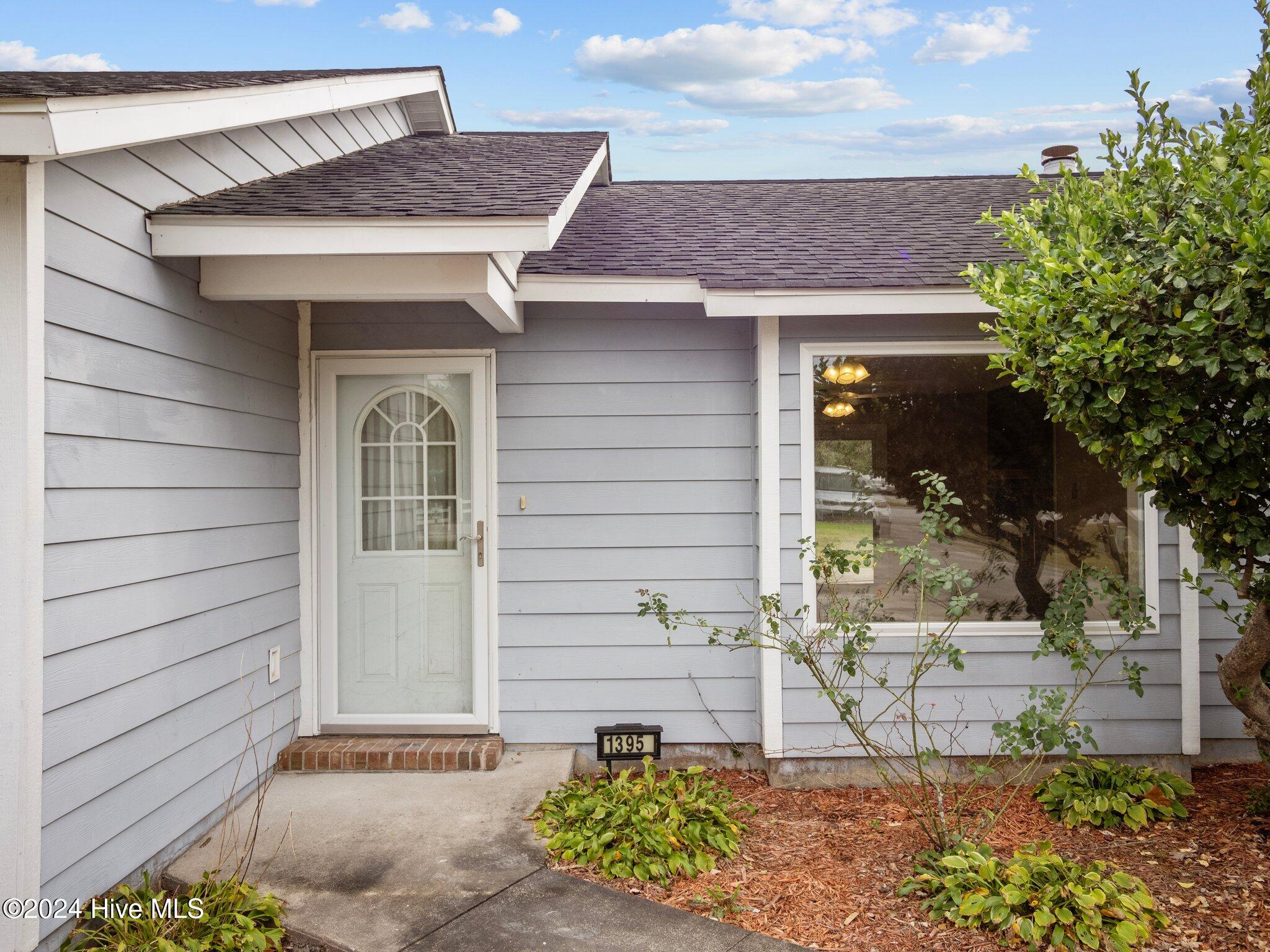 1395 Halltown Road Jacksonville, NC 28546 - Photo 2 of 52 51-web-or-mls-PB191464
