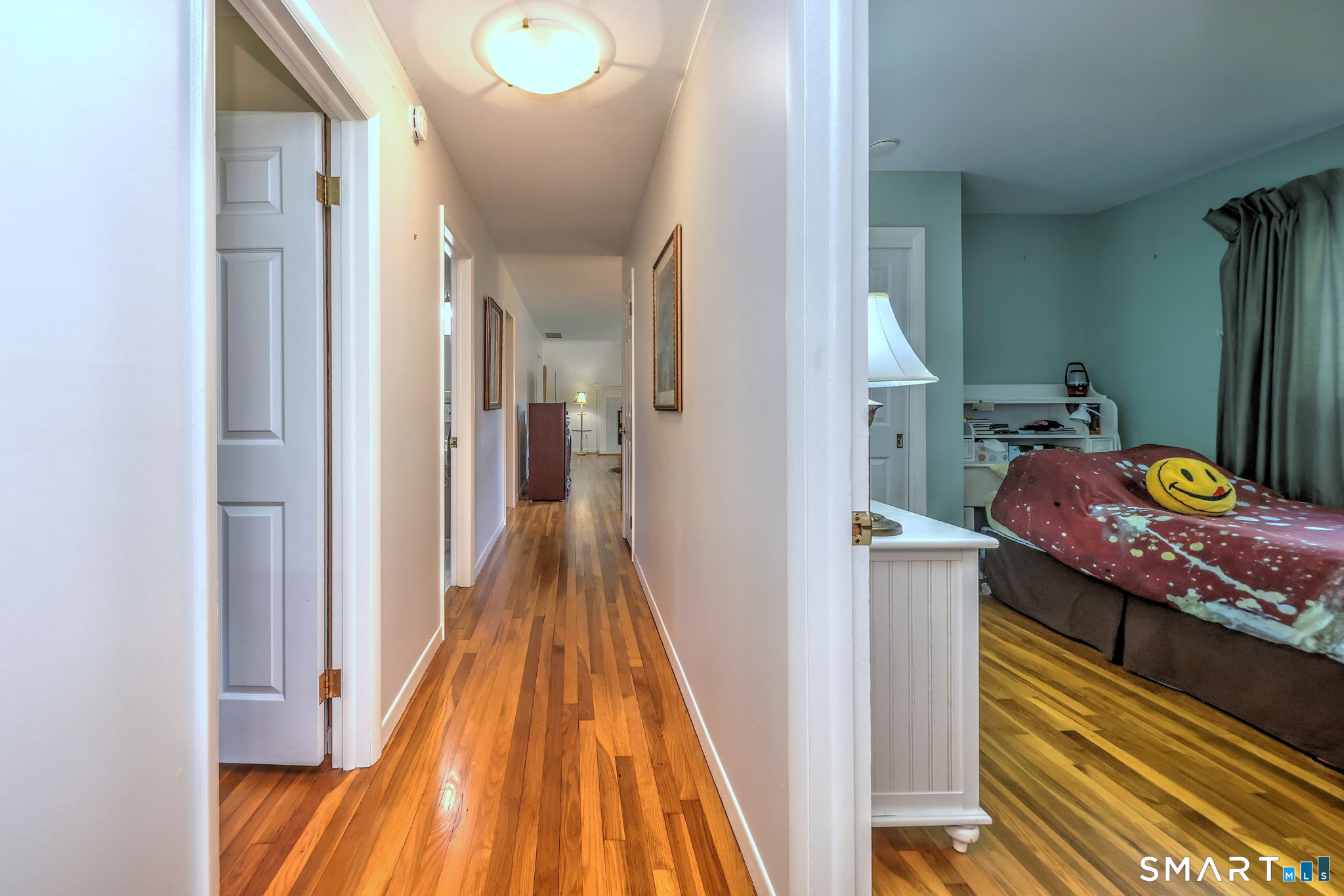 31 Paugussett Road Newtown, CT 06482 - Photo 23 of 40