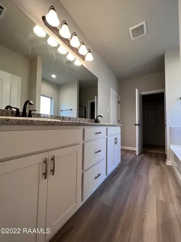 $2,000 | 304 Tall Meadows Lane, Lafayette, LA 70506