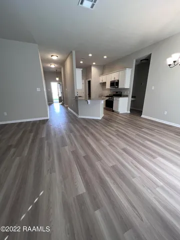 $2,000 | 304 Tall Meadows Lane, Lafayette, LA 70506