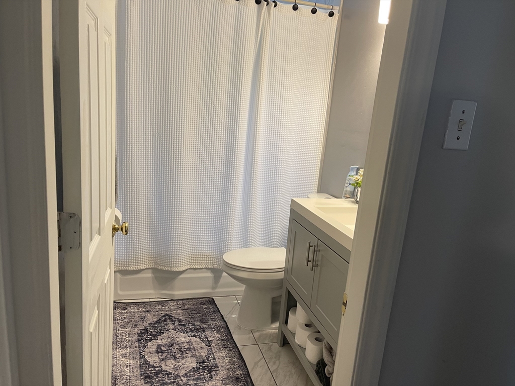 41 Knowles Road Worcester, MA 01602 - Photo 14 of 34