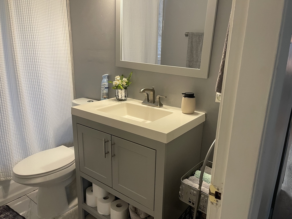 41 Knowles Road Worcester, MA 01602 - Photo 15 of 34