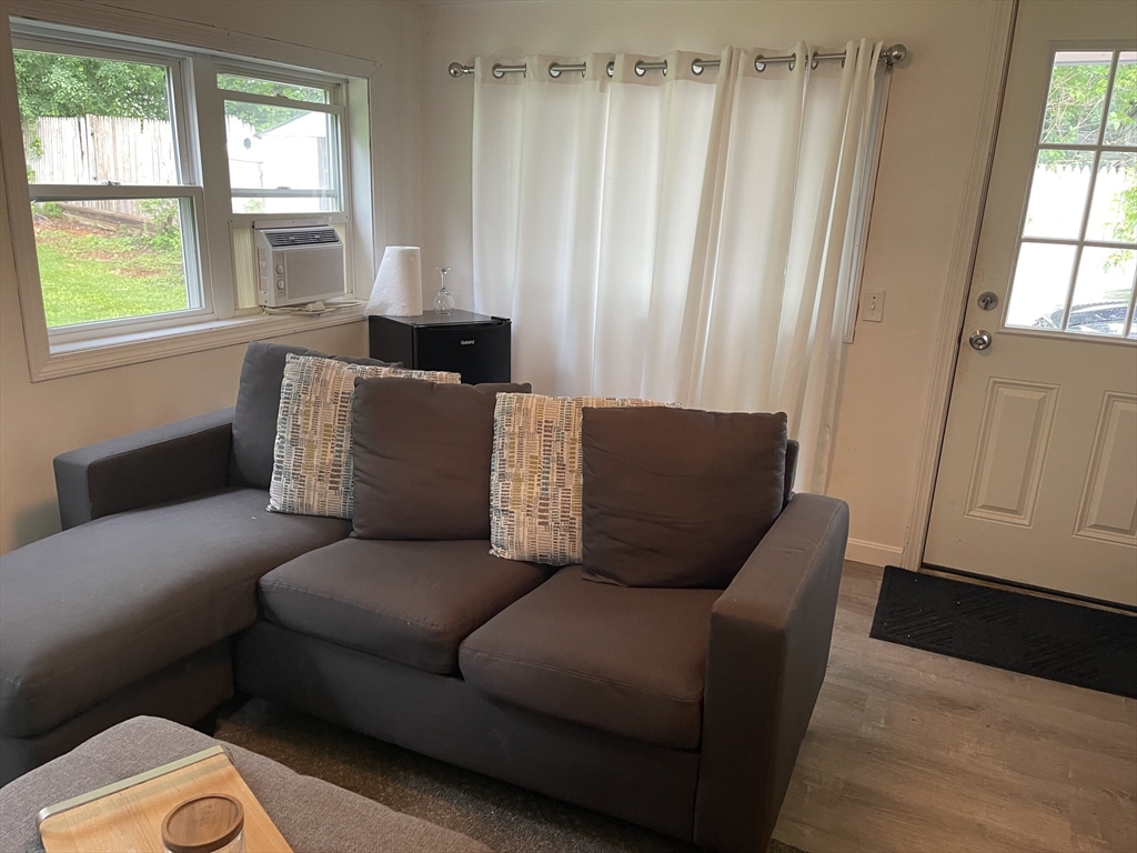 41 Knowles Road Worcester, MA 01602 - Photo 16 of 34