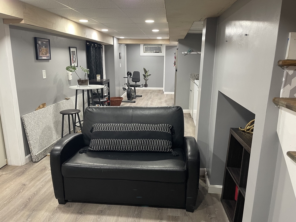 41 Knowles Road Worcester, MA 01602 - Photo 20 of 34