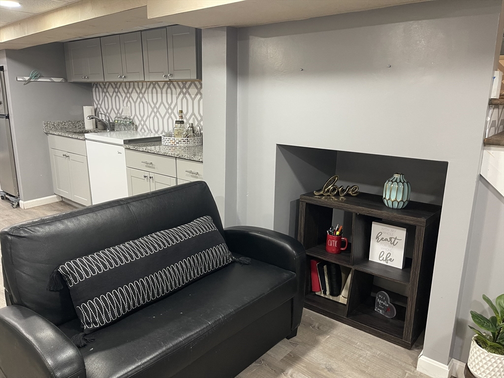 41 Knowles Road Worcester, MA 01602 - Photo 21 of 34