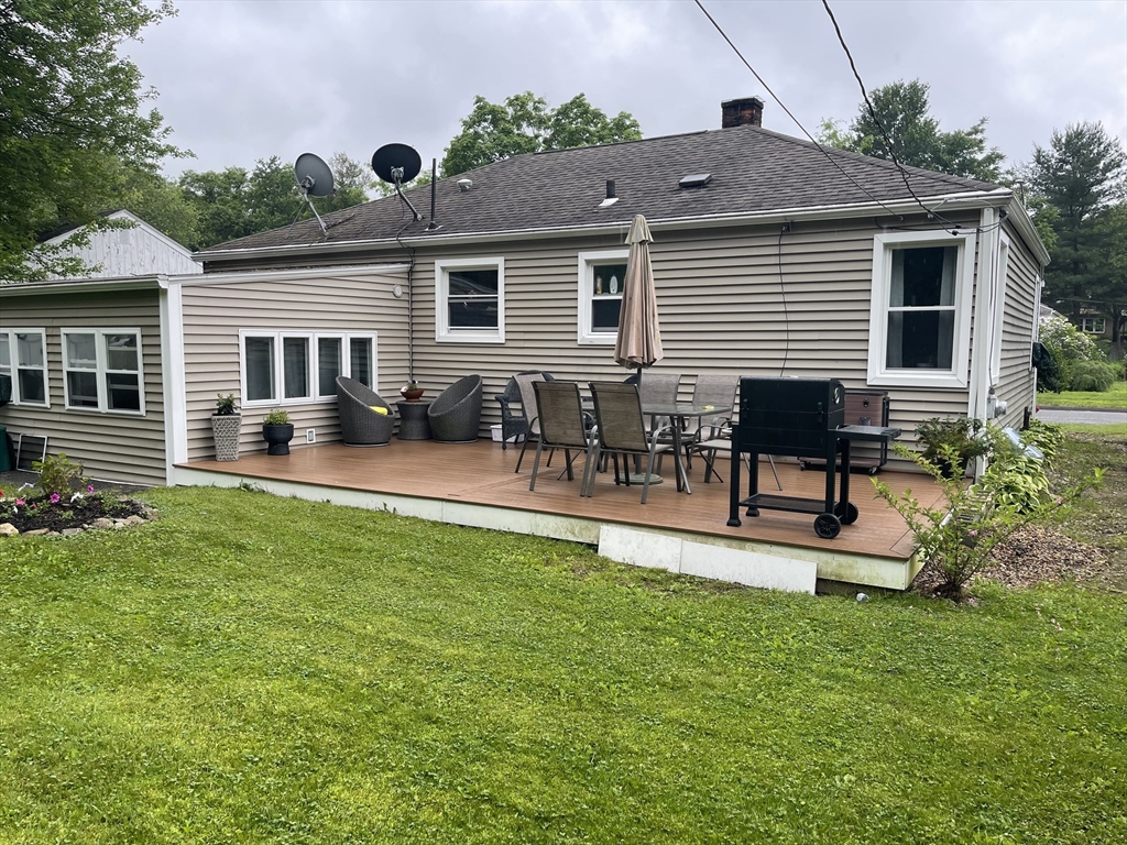 41 Knowles Road Worcester, MA 01602 - Photo 3 of 34