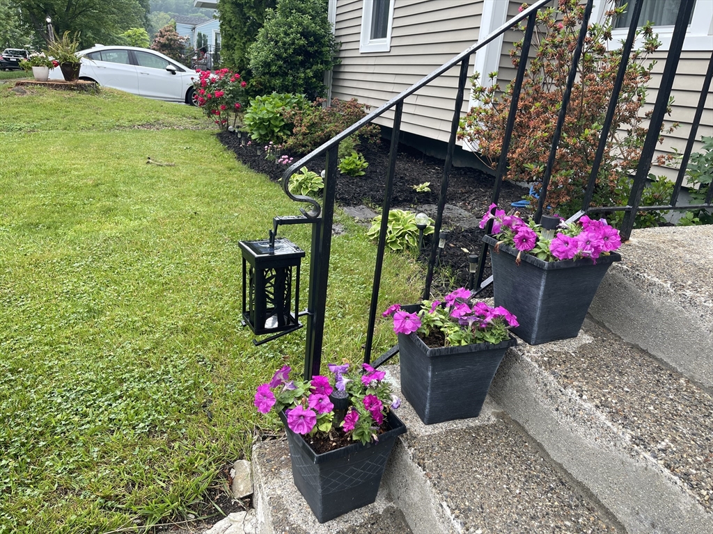 41 Knowles Road Worcester, MA 01602 - Photo 33 of 34