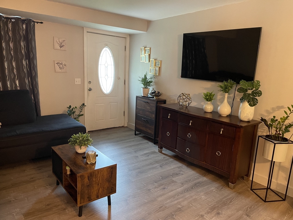 41 Knowles Road Worcester, MA 01602 - Photo 5 of 34