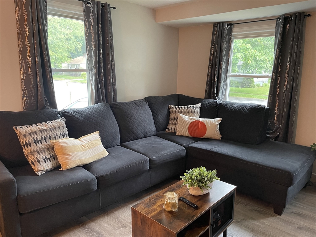 41 Knowles Road Worcester, MA 01602 - Photo 6 of 34