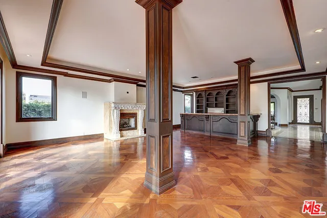 $44,500 | 209 South Anita Avenue, Los Angeles, CA 90049