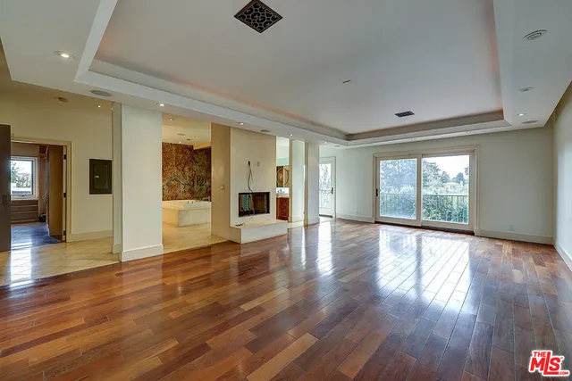 $44,500 | 209 South Anita Avenue, Los Angeles, CA 90049