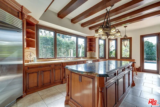 $44,500 | 209 South Anita Avenue, Los Angeles, CA 90049