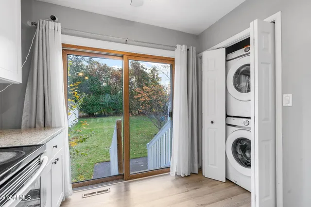 $343,000 | 420 Highway 146, Guilderland, NY 12009