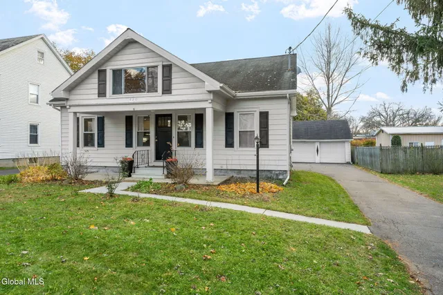 $343,000 | 420 Highway 146, Guilderland, NY 12009