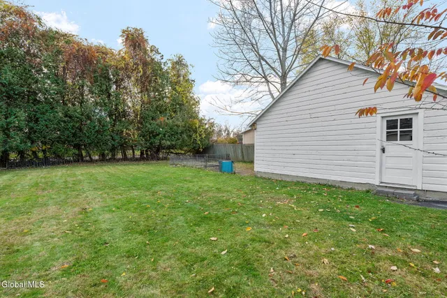 $343,000 | 420 Highway 146, Guilderland, NY 12009