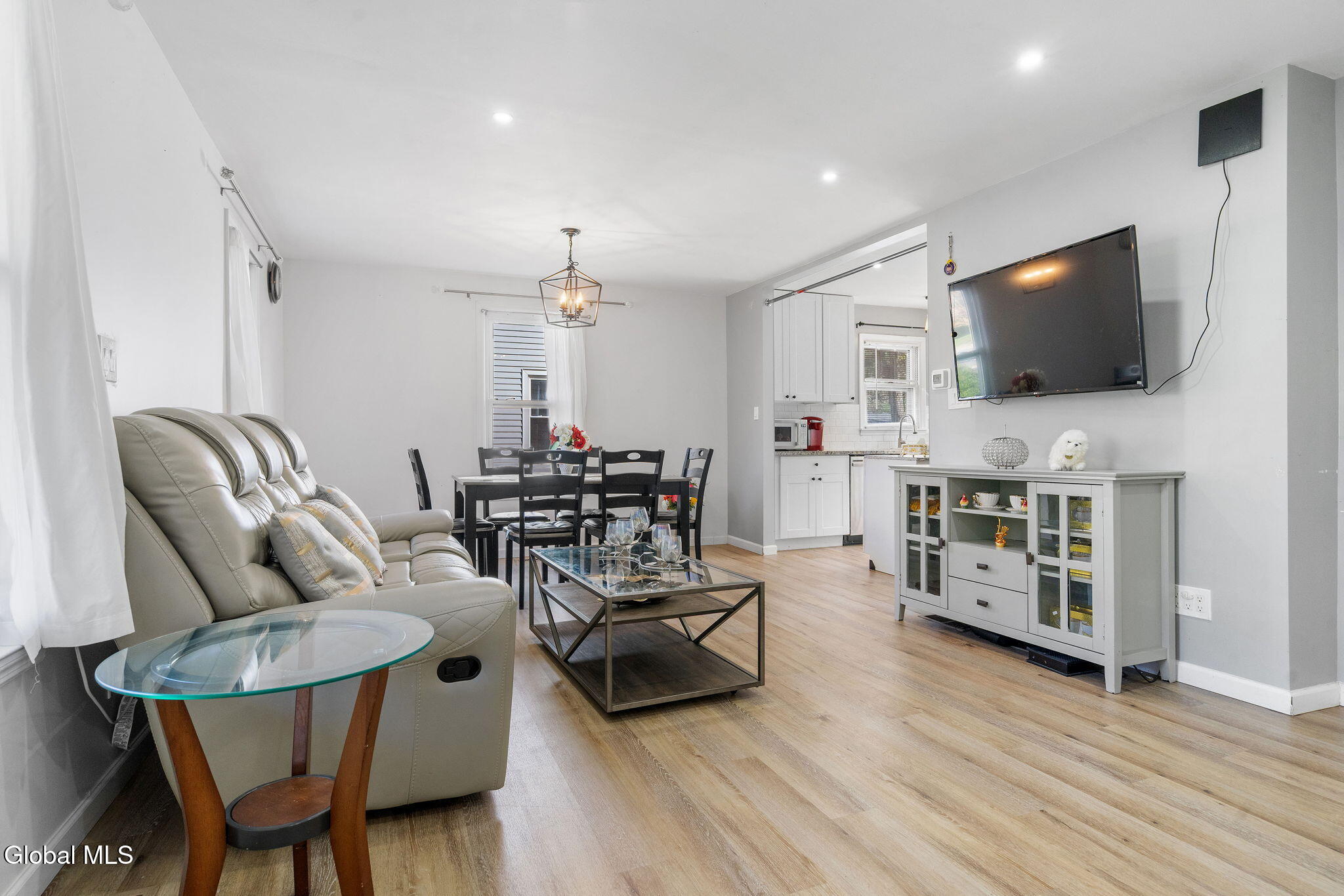 420 Highway 146 Guilderland, NY 12009 - Photo 4 of 43 4-web-or-mls-420-ny-146