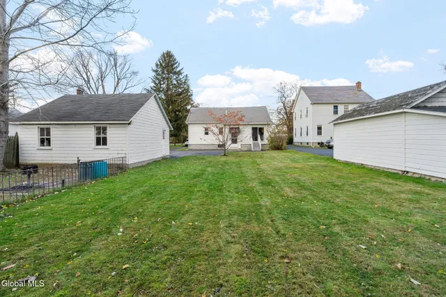 $343,000 | 420 Highway 146, Guilderland, NY 12009