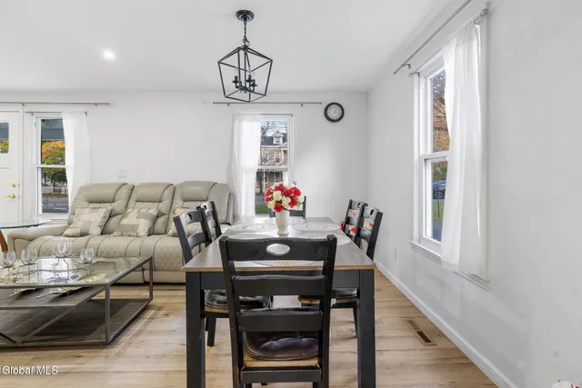 $343,000 | 420 Highway 146, Guilderland, NY 12009