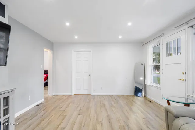 $343,000 | 420 Highway 146, Guilderland, NY 12009