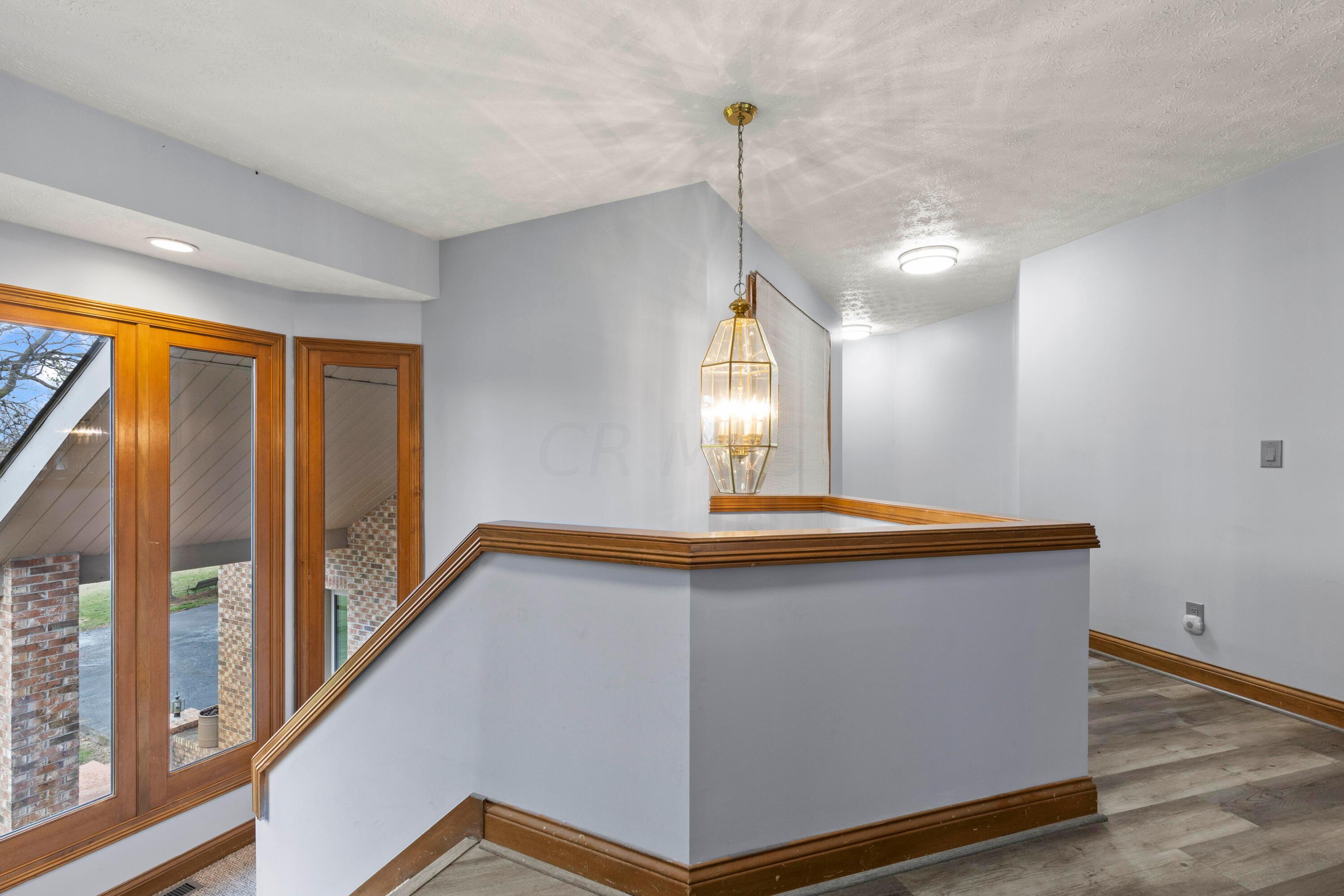 9525 Pringle-Benjamin Road London, OH 43140 - Photo 29 of 87 27. Upper Level