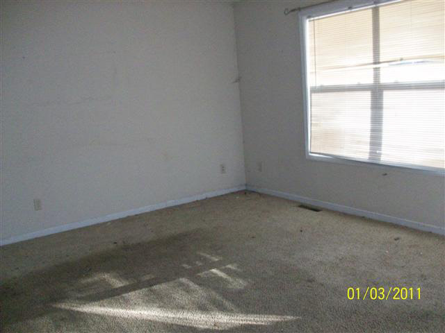 58935 Towne Road Elkhart, IN 46517 - Photo 3 of 12 Gallery Image 3