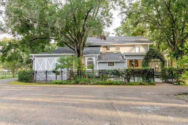 $1,599,000 | 5455 Lake Le Clare Road, Lutz, FL 33558