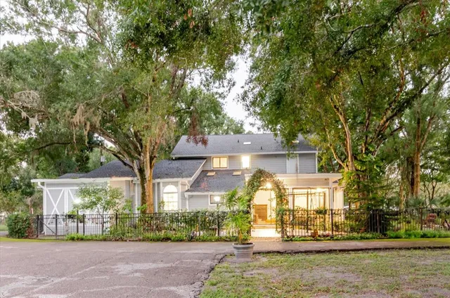 $1,599,000 | 5455 Lake Le Clare Road, Lutz, FL 33558