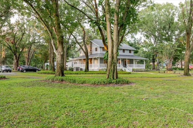 $1,599,000 | 5455 Lake Le Clare Road, Lutz, FL 33558