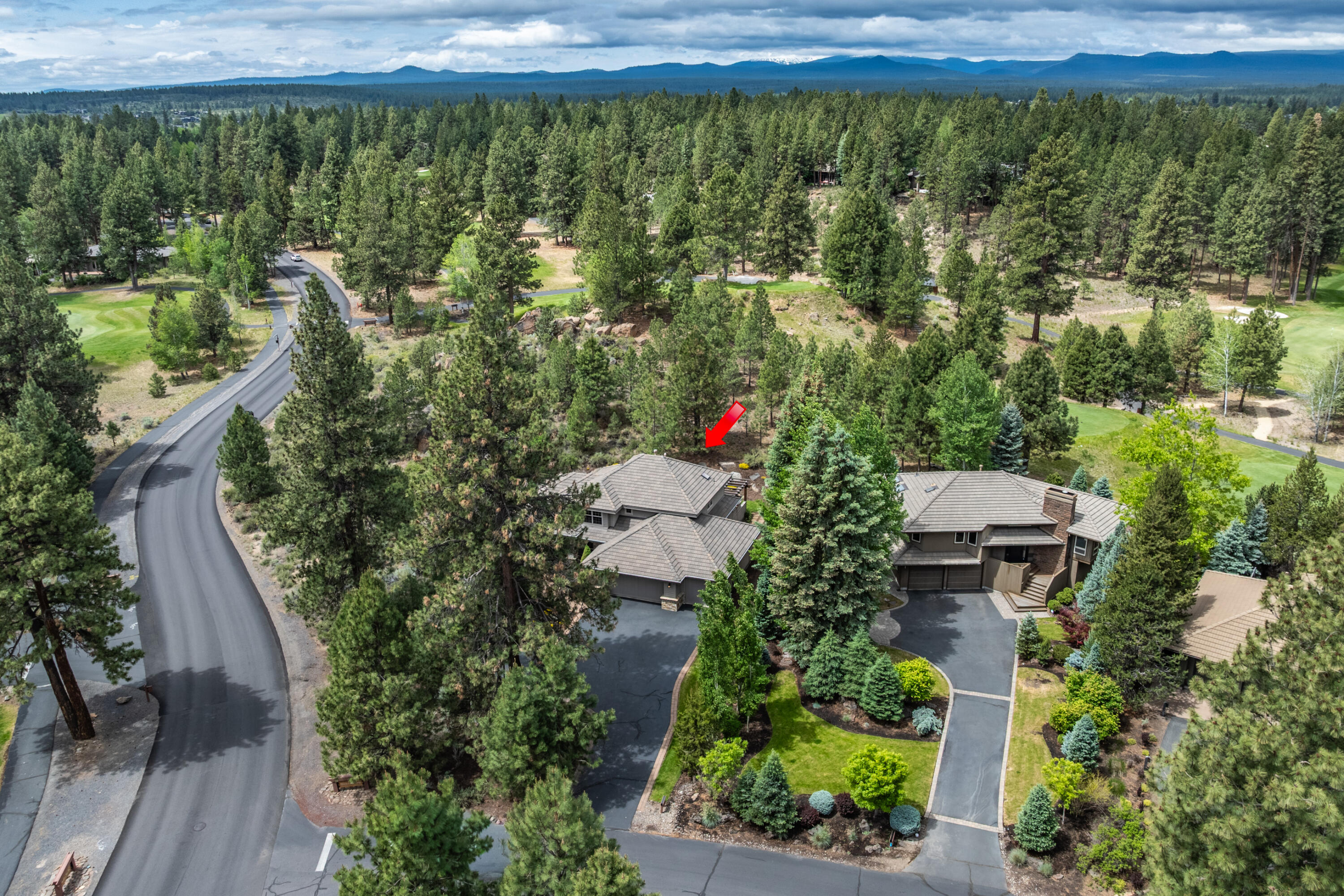 19598 Green Lakes Loop Bend, OR 97702 - Photo 65 of 89 a balcony with outdoor space and a lake view