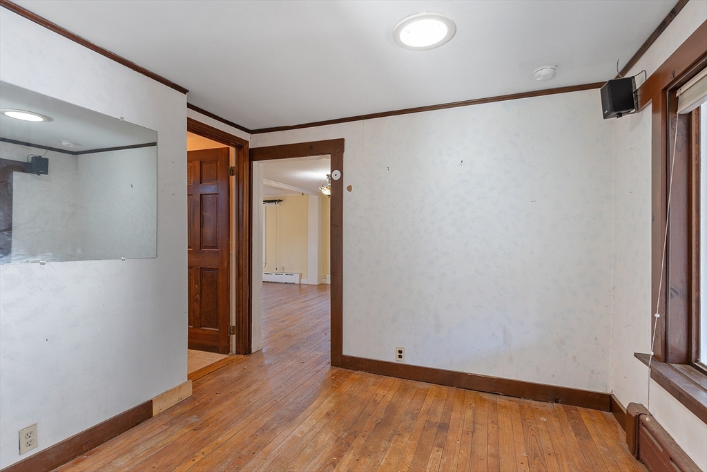 64 Chestnut Street Lunenburg, MA 01462 - Photo 21 of 42