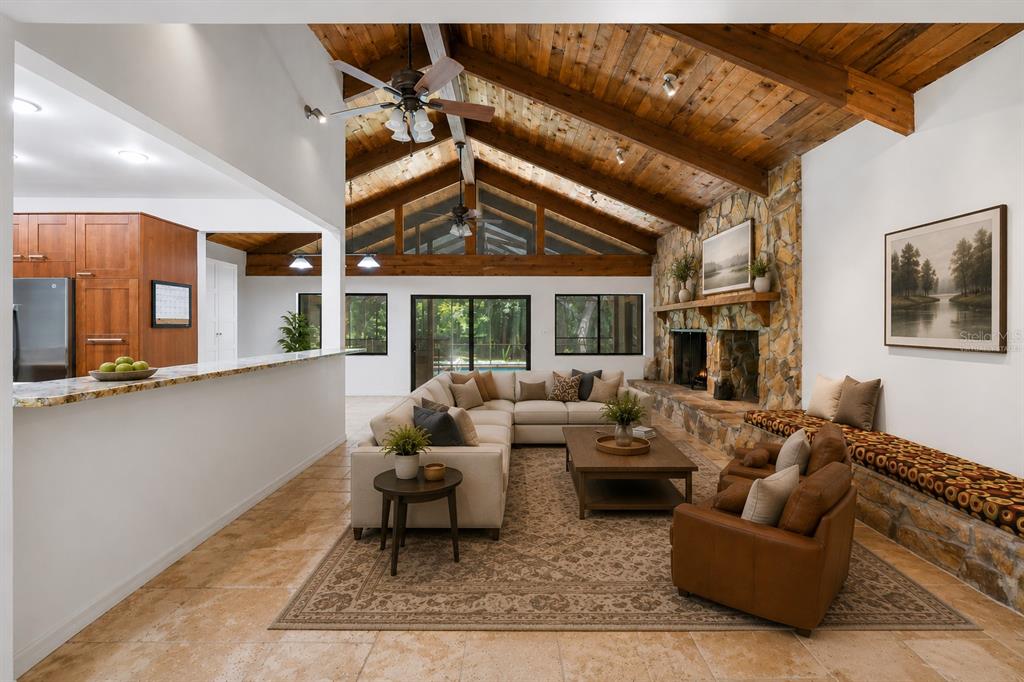 181 North Smokey Mountain Road Seffner, FL 33584 - Photo 13 of 61