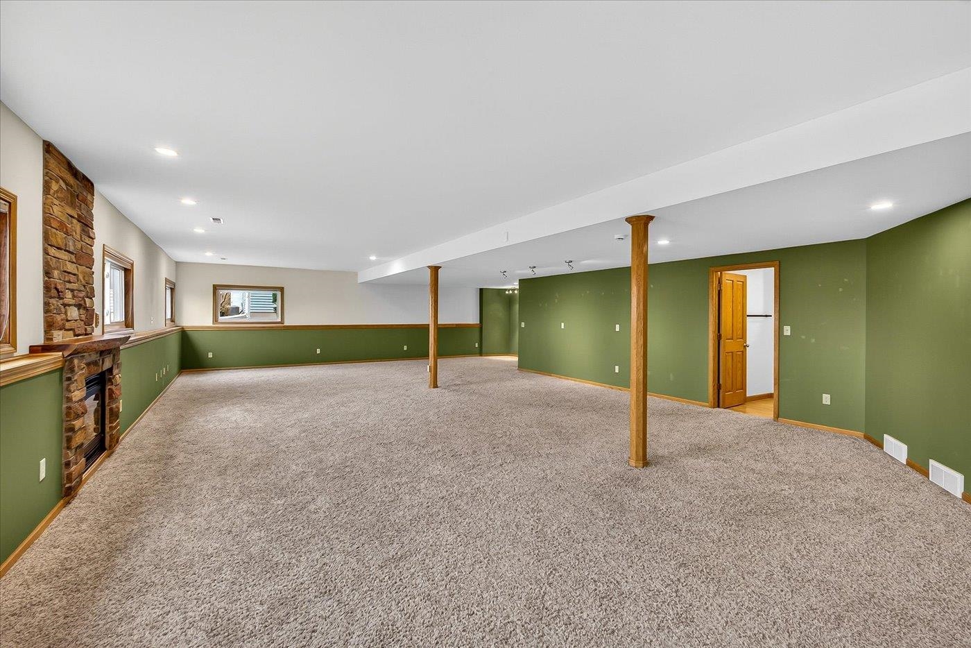 485 Riviera Street Oregon, WI 53575 - Photo 20 of 77