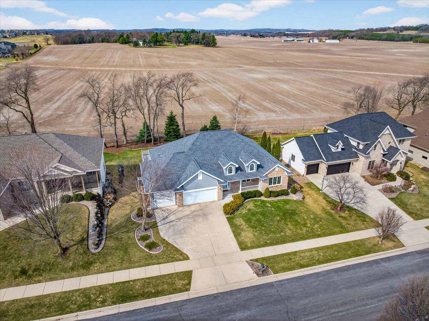 485 Riviera Street Oregon, WI 53575 - Photo 2 of 77