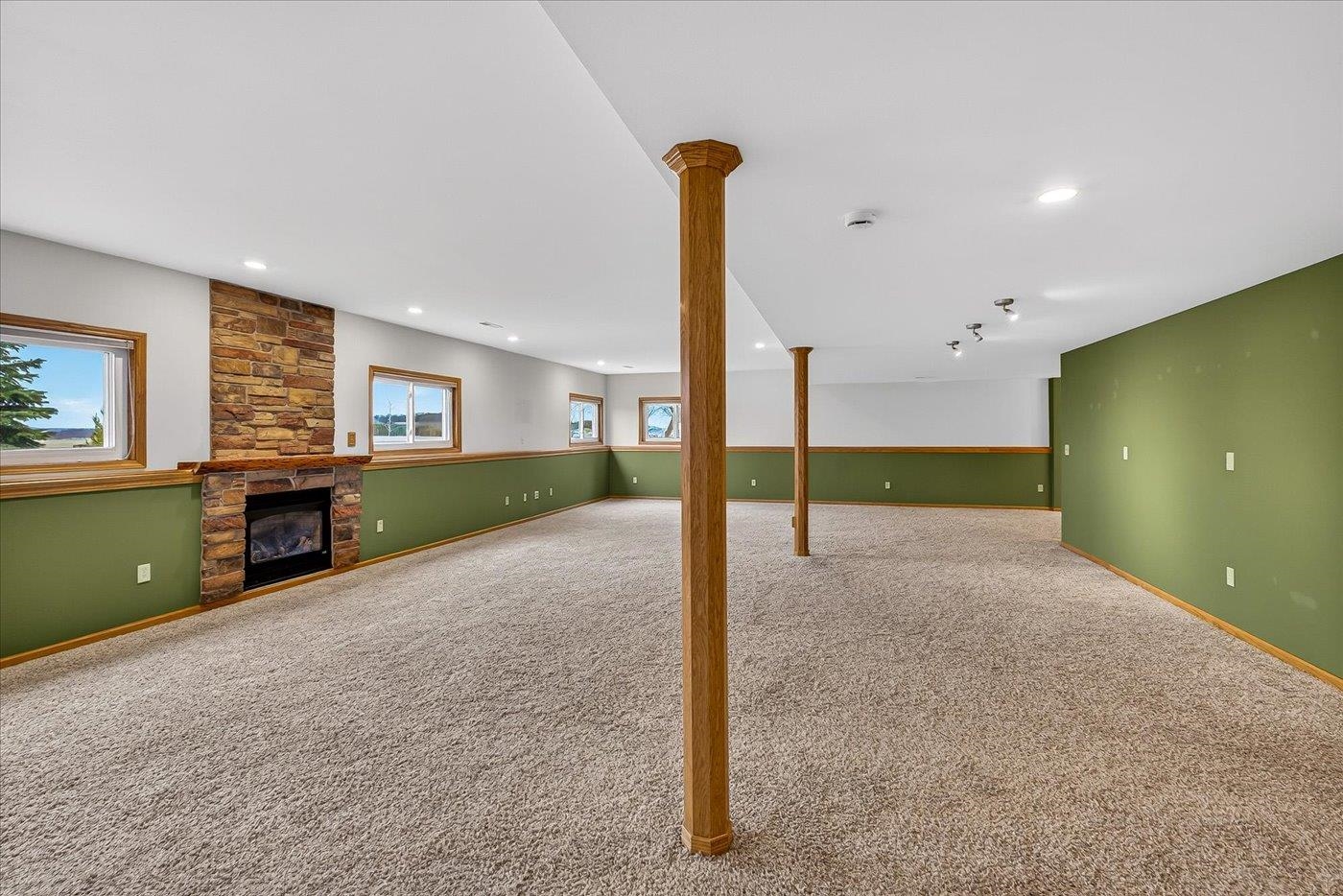 485 Riviera Street Oregon, WI 53575 - Photo 57 of 77