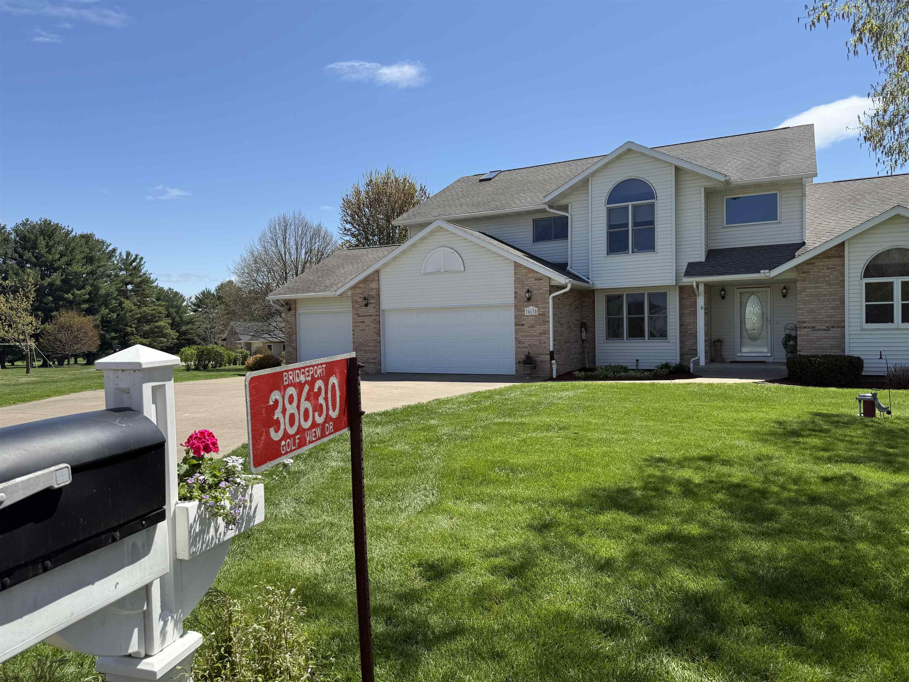 38630 Golf View Drive Prairie du Chien, WI 53821 - Photo 7 of 84