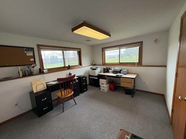 $475,000 | 38630 Golf View Drive, Prairie du Chien, WI 53821