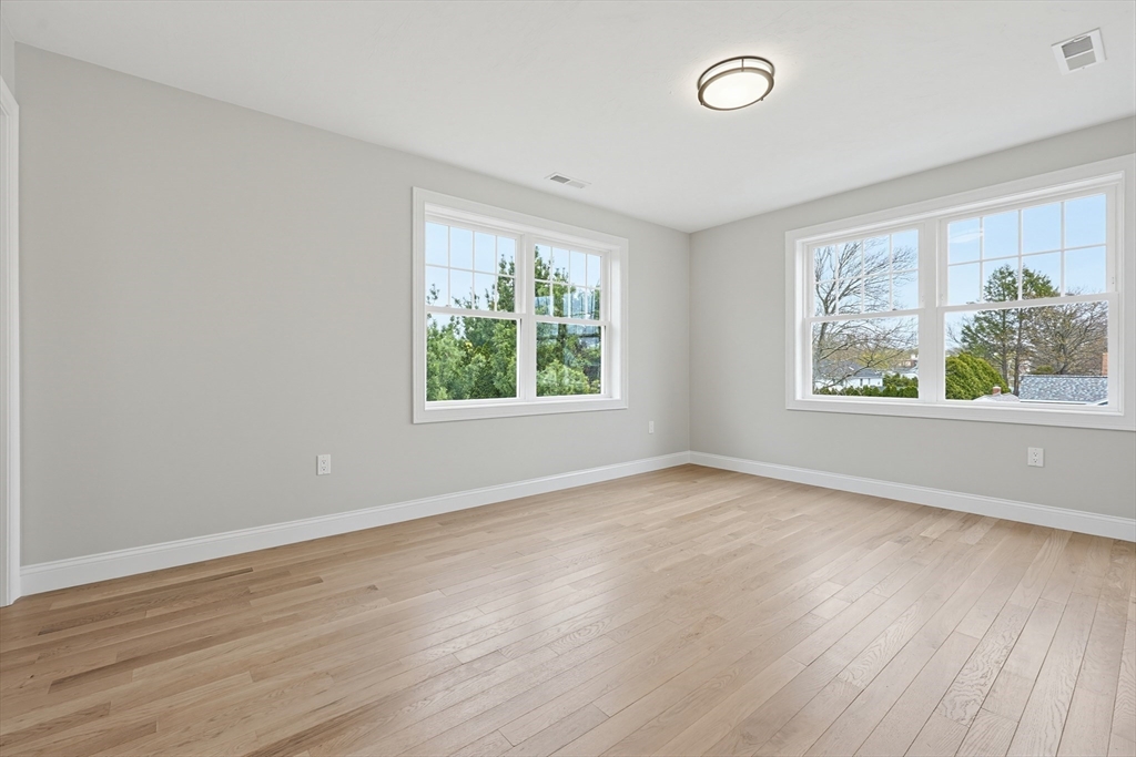 22 Beaumont Road Worcester, MA 01604 - Photo 39 of 42