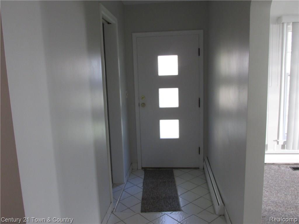 3400 Hadden Road Rochester, MI 48306 - Photo 8 of 28 IMG_0507.JPG