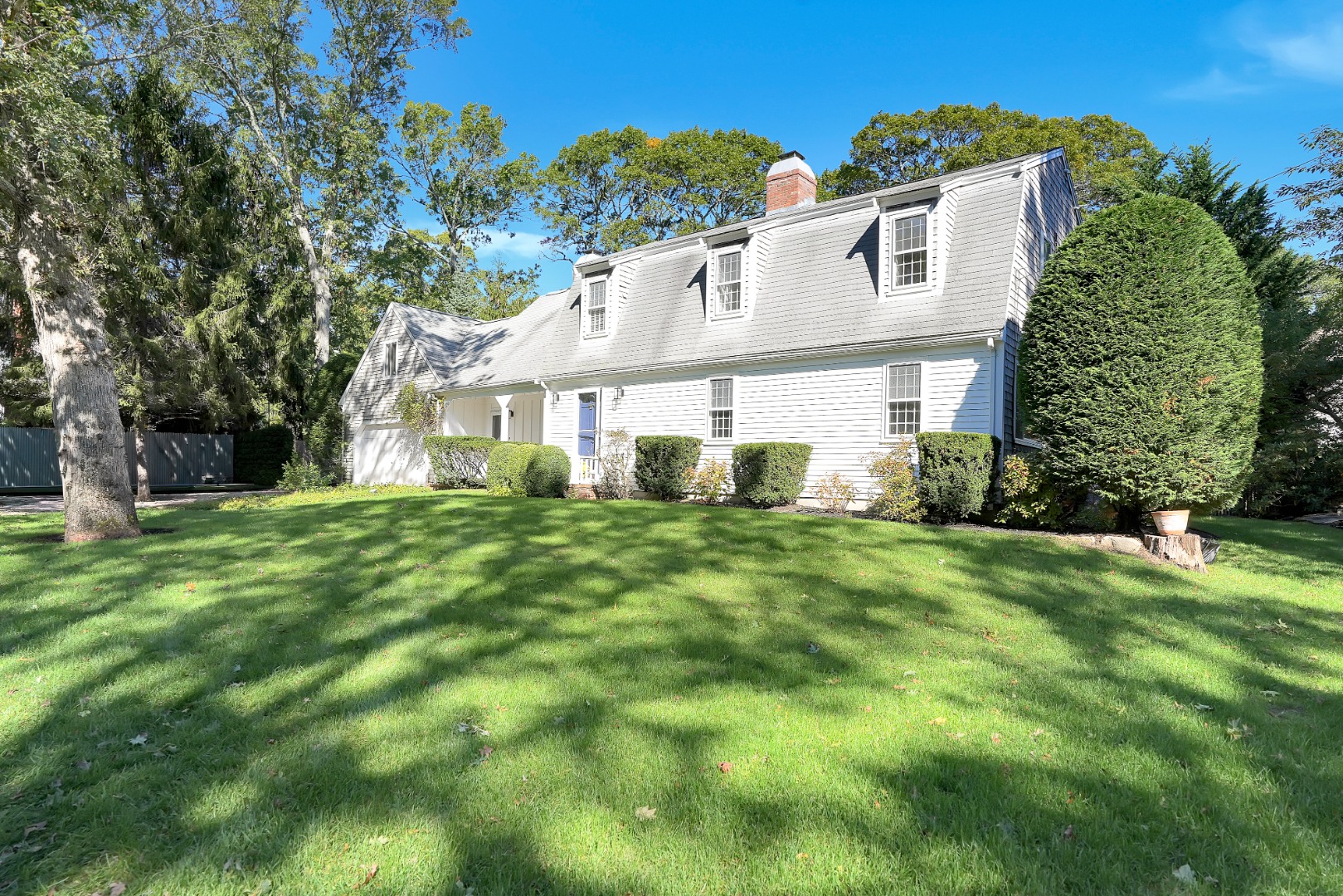 28 Pine Tree Lane Vineyard Haven, MA 02568 - Photo 2 of 61