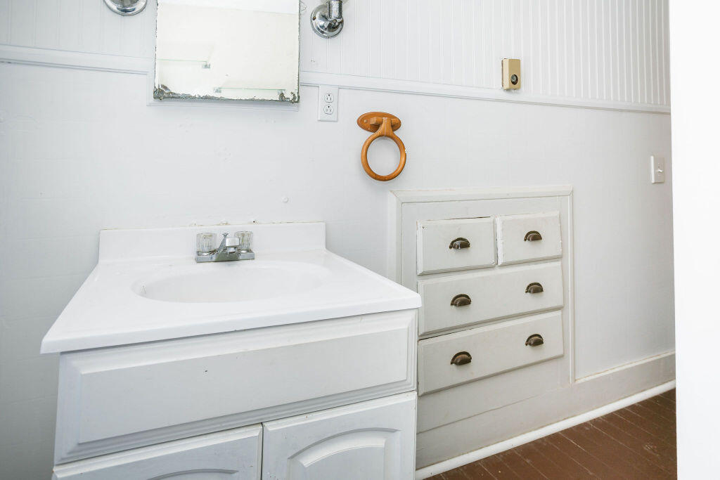 133 Croswell Road Farmington, ME 04938 - Photo 16 of 58 taylor-kaminsky-photo-13