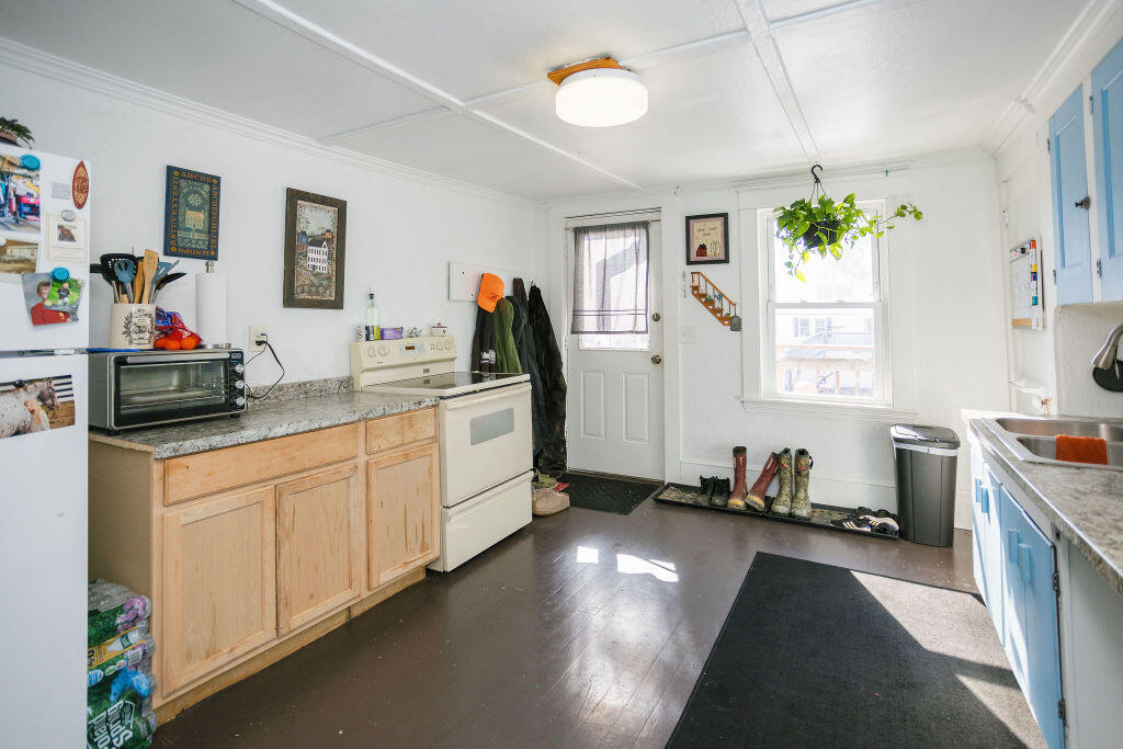 133 Croswell Road Farmington, ME 04938 - Photo 26 of 58 taylor-kaminsky-photo-23