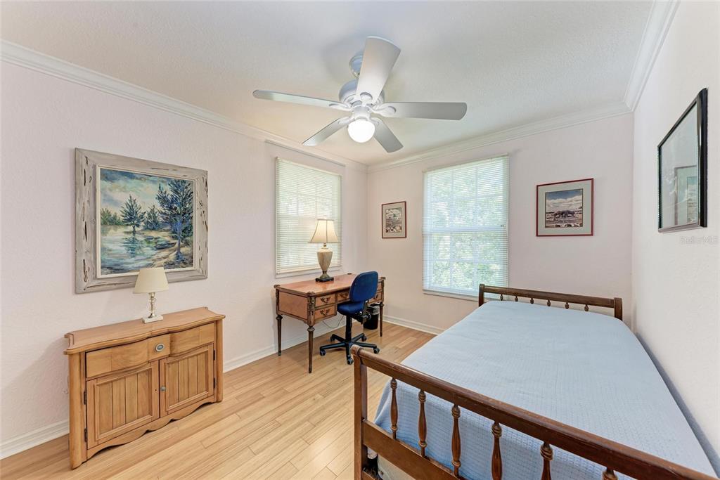 516 Howard Court Sarasota, FL 34236 - Photo 25 of 98