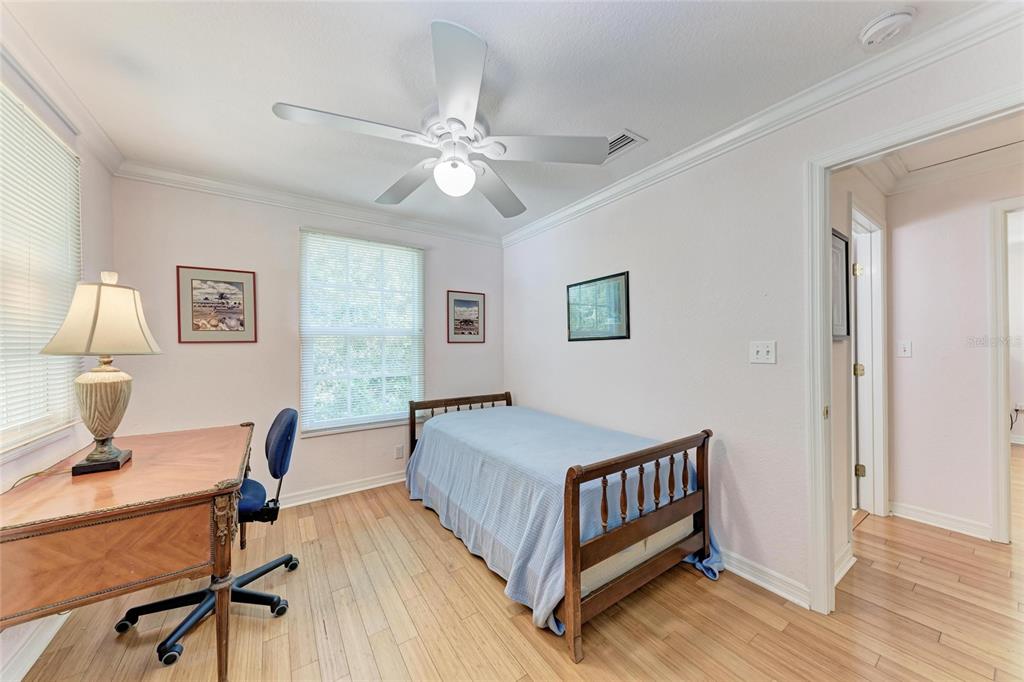 516 Howard Court Sarasota, FL 34236 - Photo 26 of 98