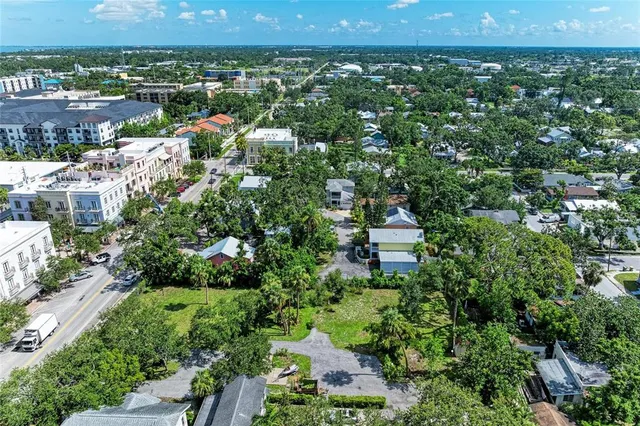 $799,500 | 516 Howard Court, Sarasota, FL 34236