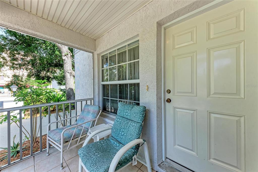 516 Howard Court Sarasota, FL 34236 - Photo 6 of 98